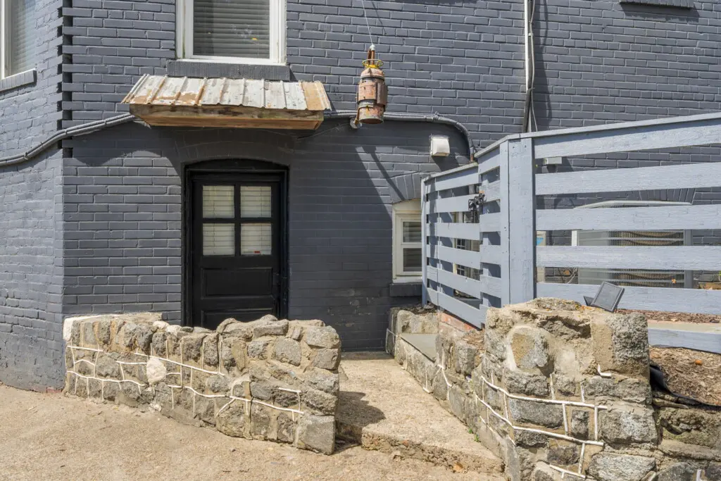 fqvt5qr6thf9upuianor