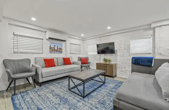 yxfyonaw89xwgtlkdcjf