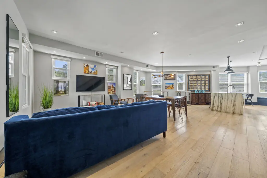 ikol0vt2uetfmxmoht5i