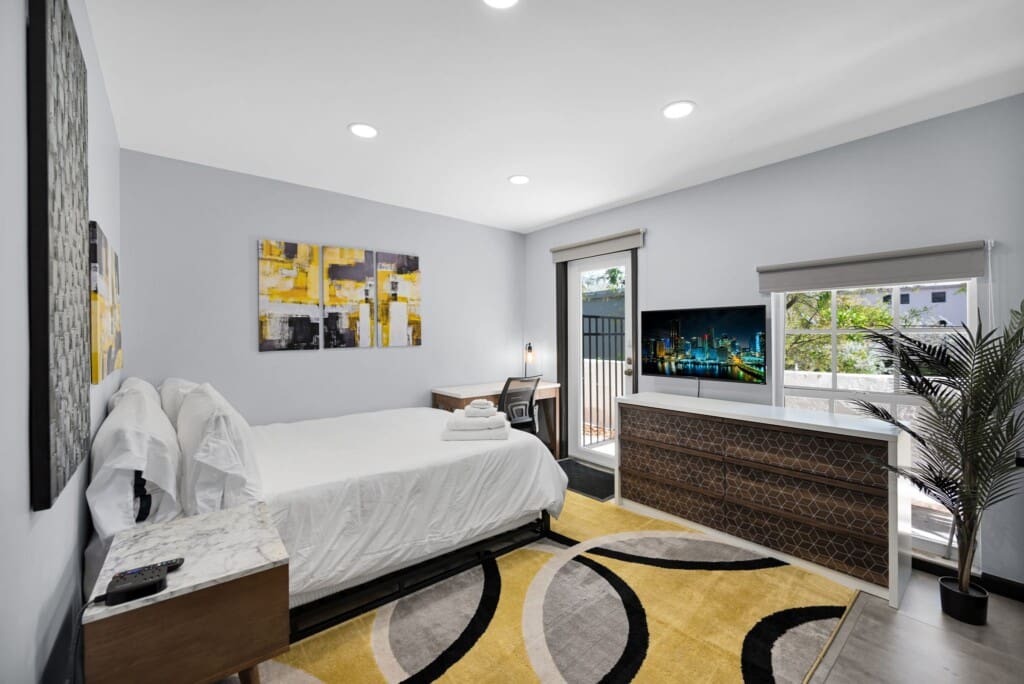 Greek Villa, Wilton Manors