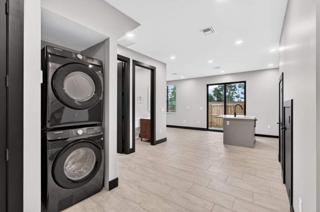3541 NE 13th Ave, Unit A — stacked Samsung washer and dryer