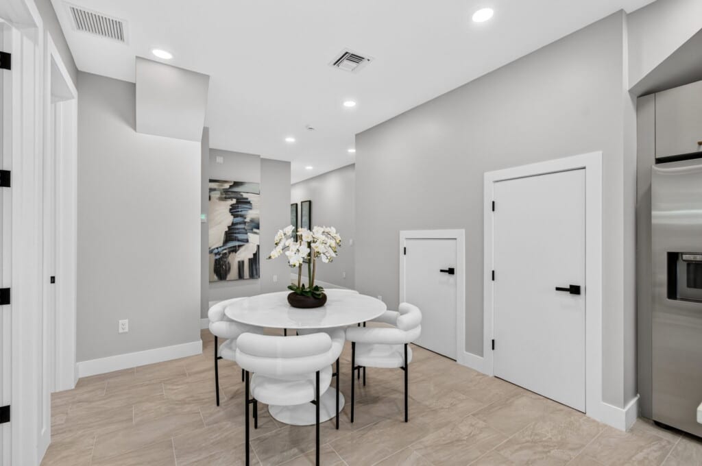 3541 NE 13th Ave, Unit B — dining area, staged