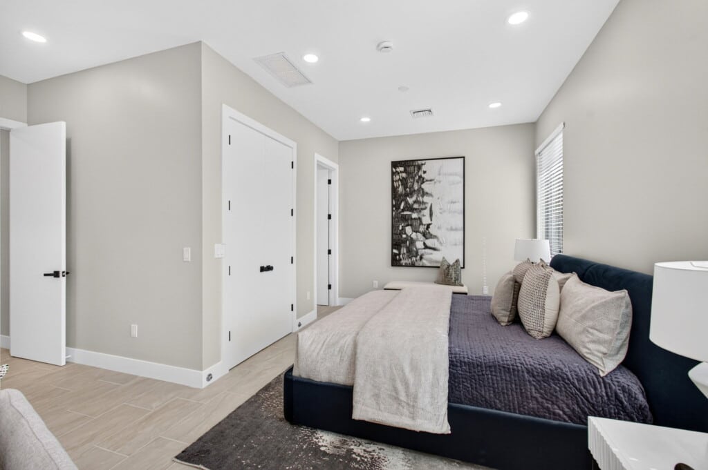 3541 NE 13th Ave, Unit B — main bedroom suite, staged
